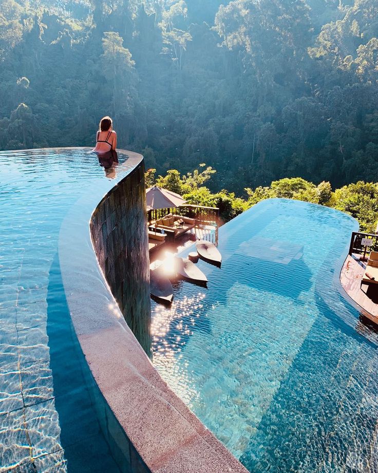 The Gold List Benchmark: World's Top 10 Luxury Hotels & Sanctuaries panoramic grounds amenities and views